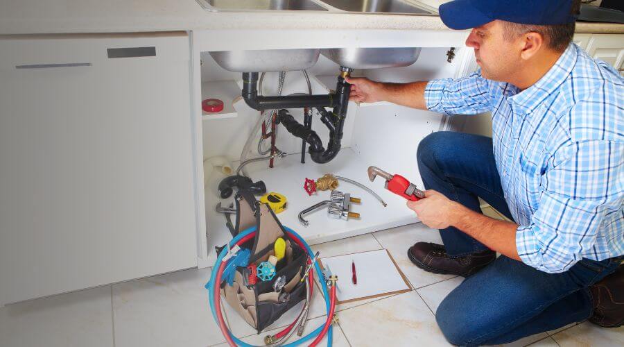 Local tankless water heater installation in Davenport, FL